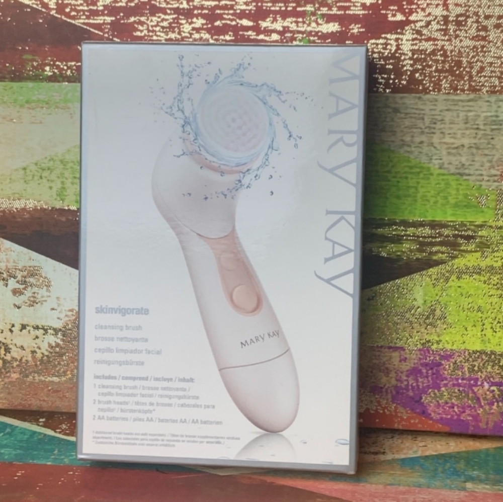 MARY KAY SKINVIGORATE CLEANSING SPIN BRUSH W/ 2 BRUSH HEADS FACIAL SKIN CLEANING